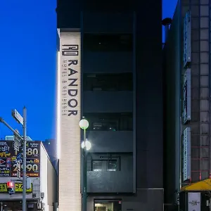 ランドーレジデンスすすきのスイーツ 5* 札幌市